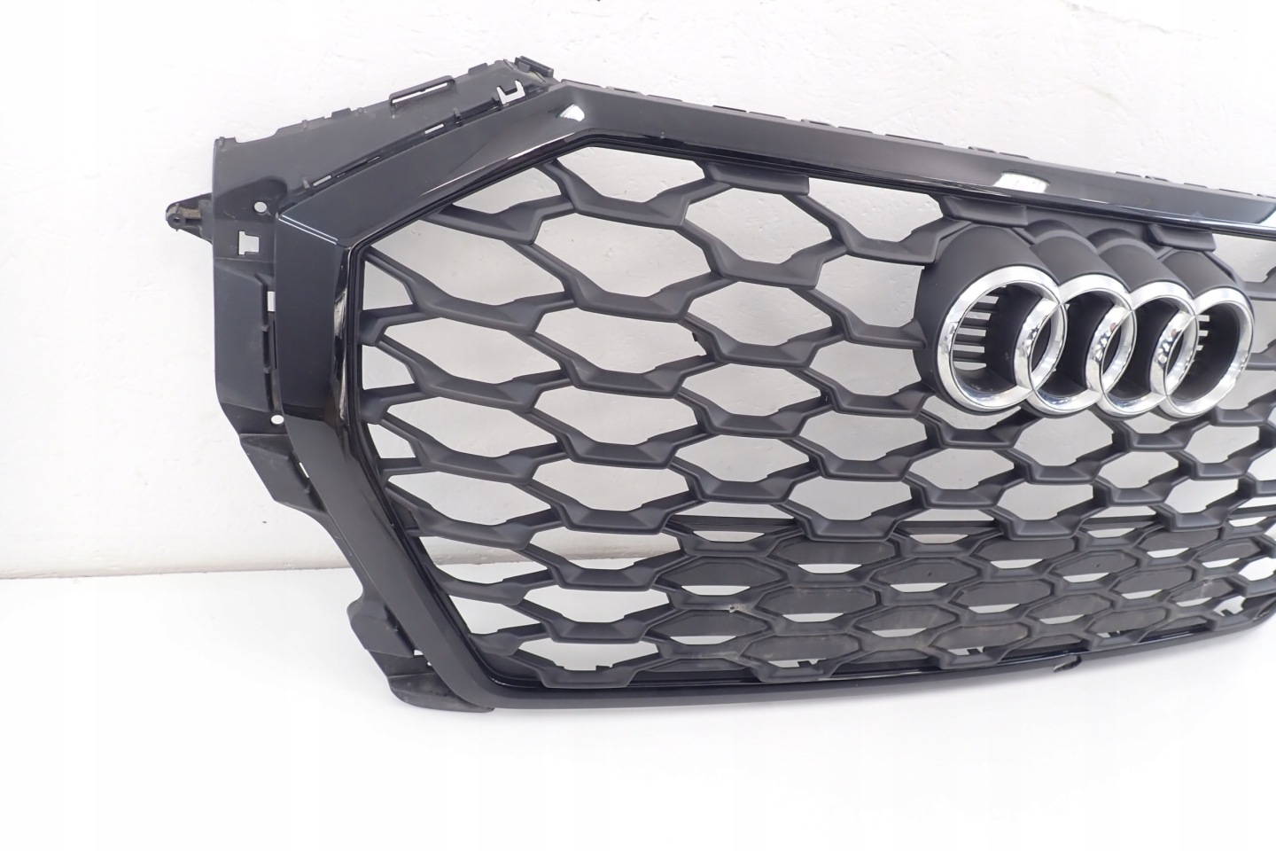 Audi Q3 Kühlergrill FRONTGRILL Kühlergitter 83F853651 - Thumbnail 6