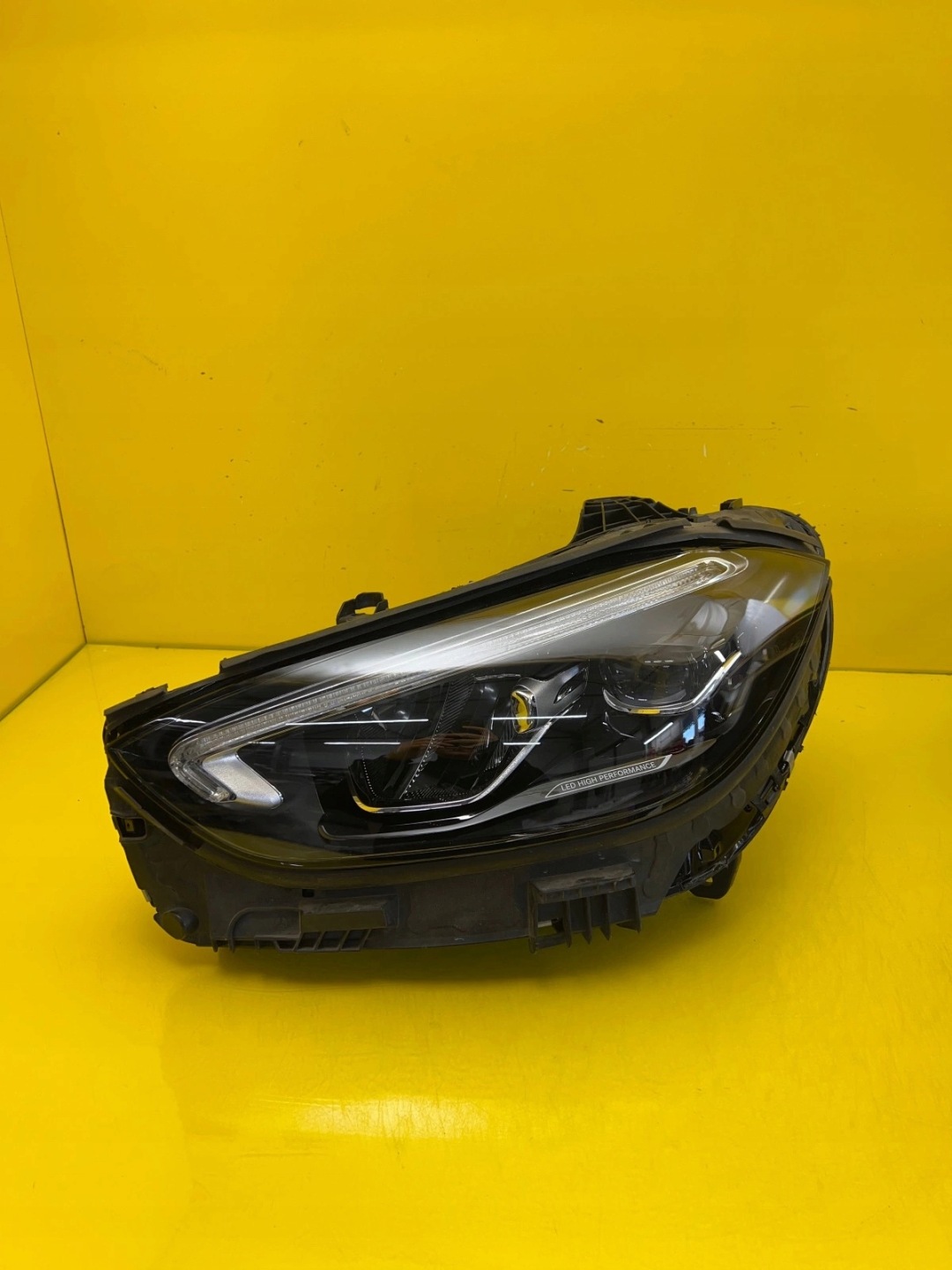 Frontscheinwerfer Mercedes-Benz C-Klasse W206 A2069068104 LED Links Headlight - Thumbnail 1