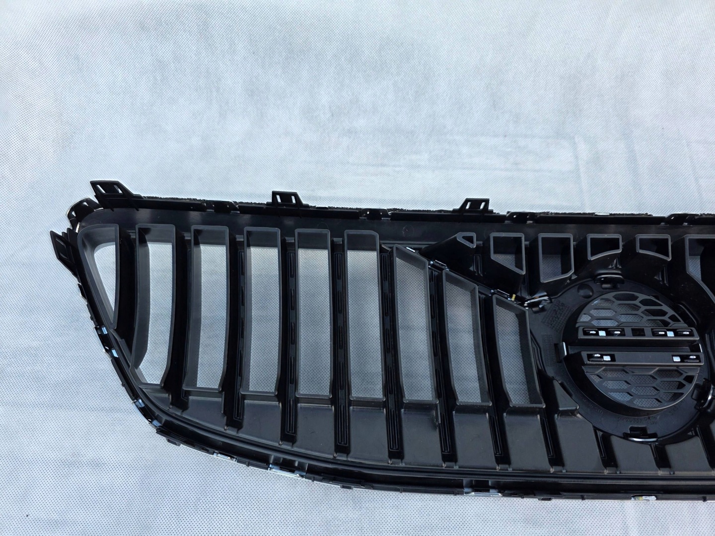 Volvo S40/S50/V40/V50 V40 Kühlergrill FRONTGRILL Kühlergitter 31425348 - Thumbnail 9
