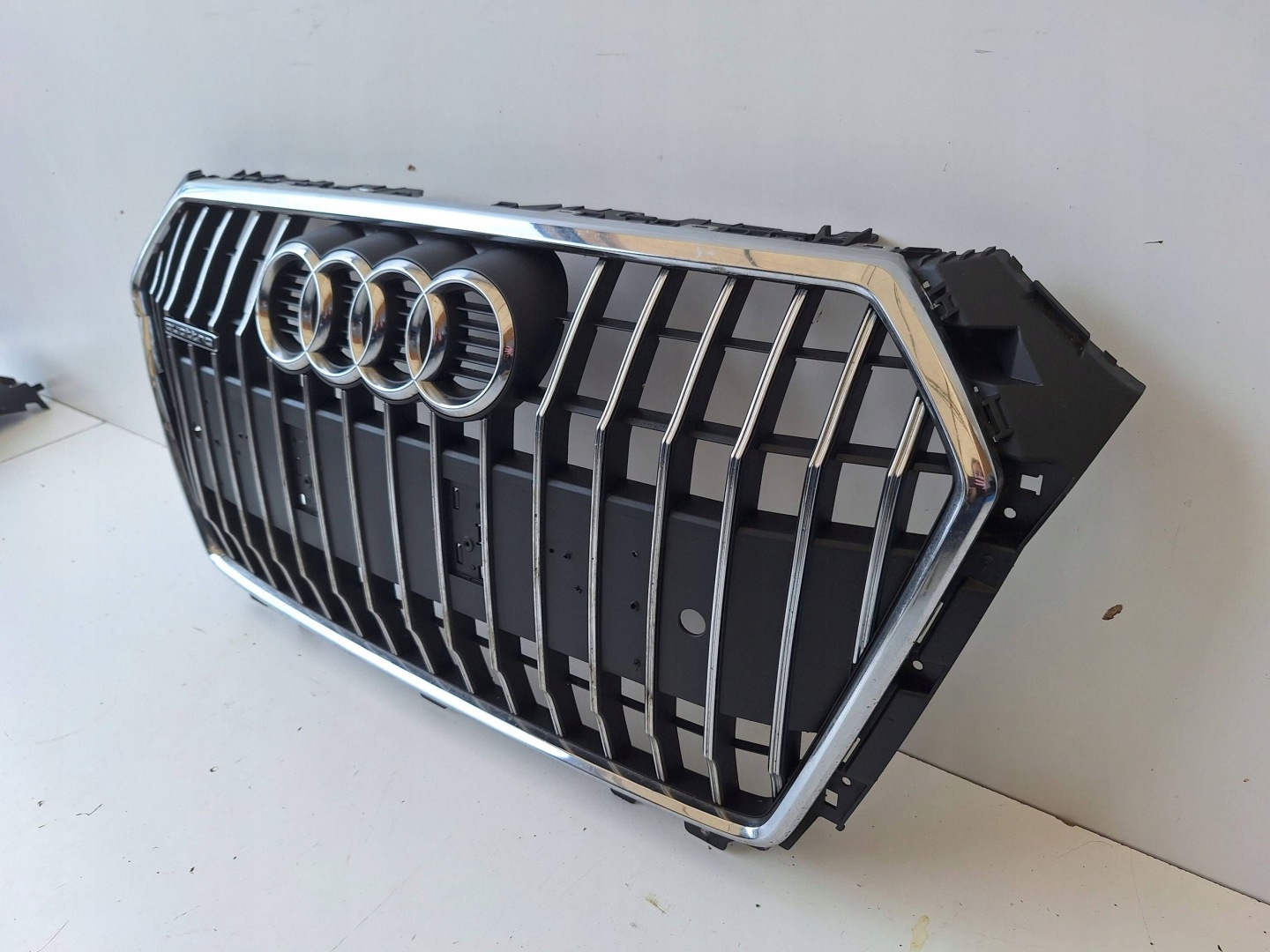 Audi A4 B9 Kühlergrill FRONTGRILL Kühlergitter 8W0853651 - Thumbnail 7
