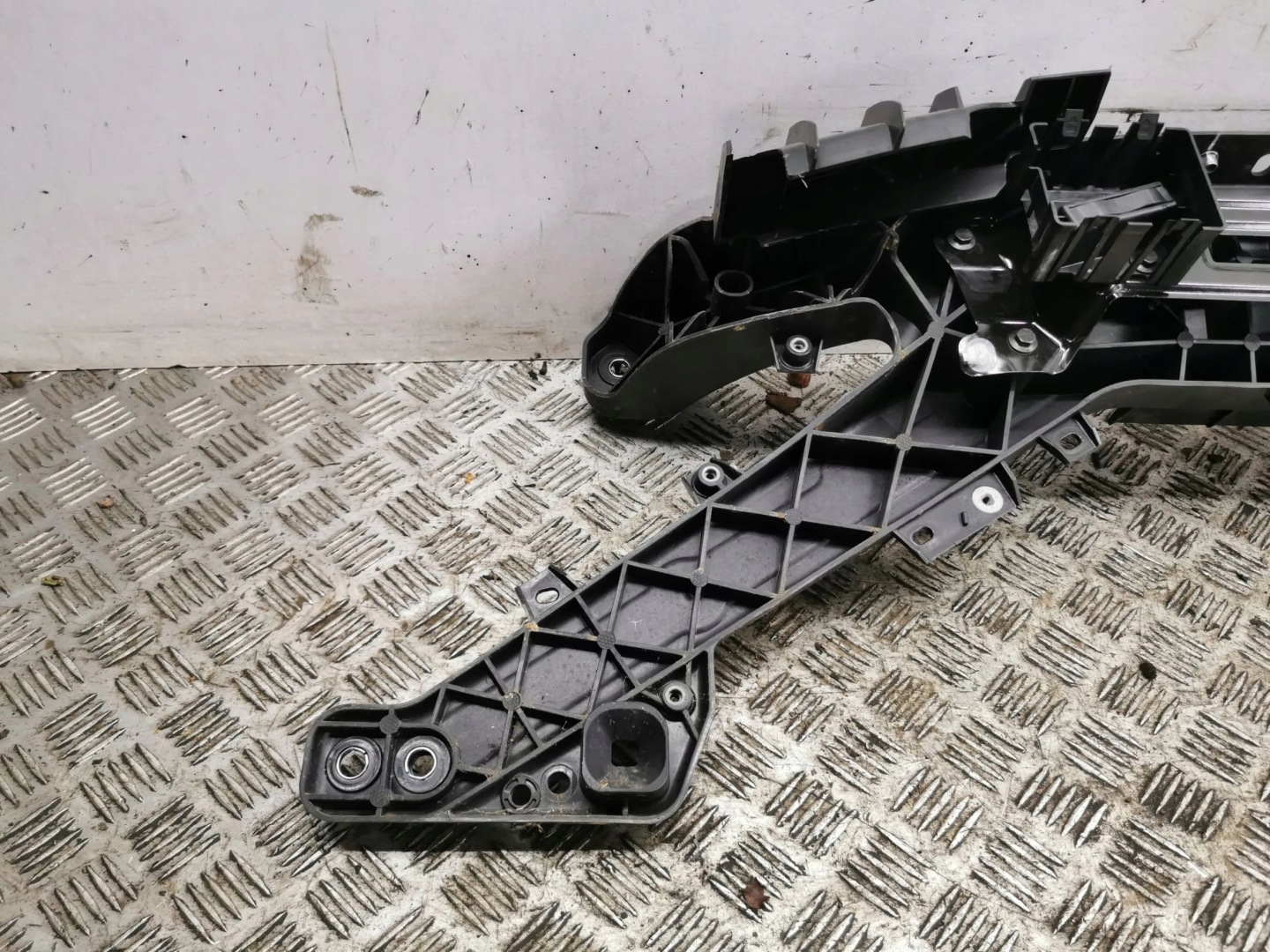 Tesla Model 3 003 Kühlergrill FRONTGRILL Kühlergitter 322042001D - Thumbnail 10