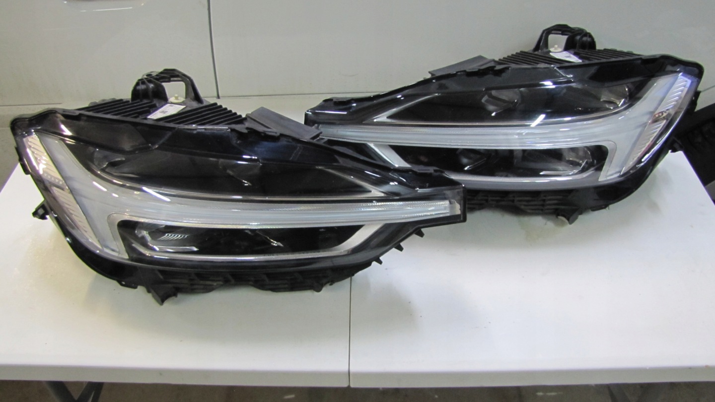 Frontscheinwerfer Volvo XC60 32133544 LED Links Scheinwerfer Headlight - Thumbnail 1