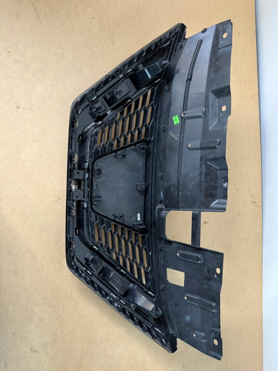 Nissan Qashqai J11 Kühlergrill FRONTGRILL Kühlergitter 62310HV00A - Thumbnail 9