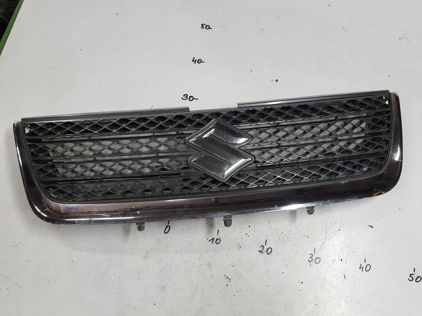 Suzuki Vitara I ET Kühlergrill FRONTGRILL Kühlergitter - Thumbnail 1
