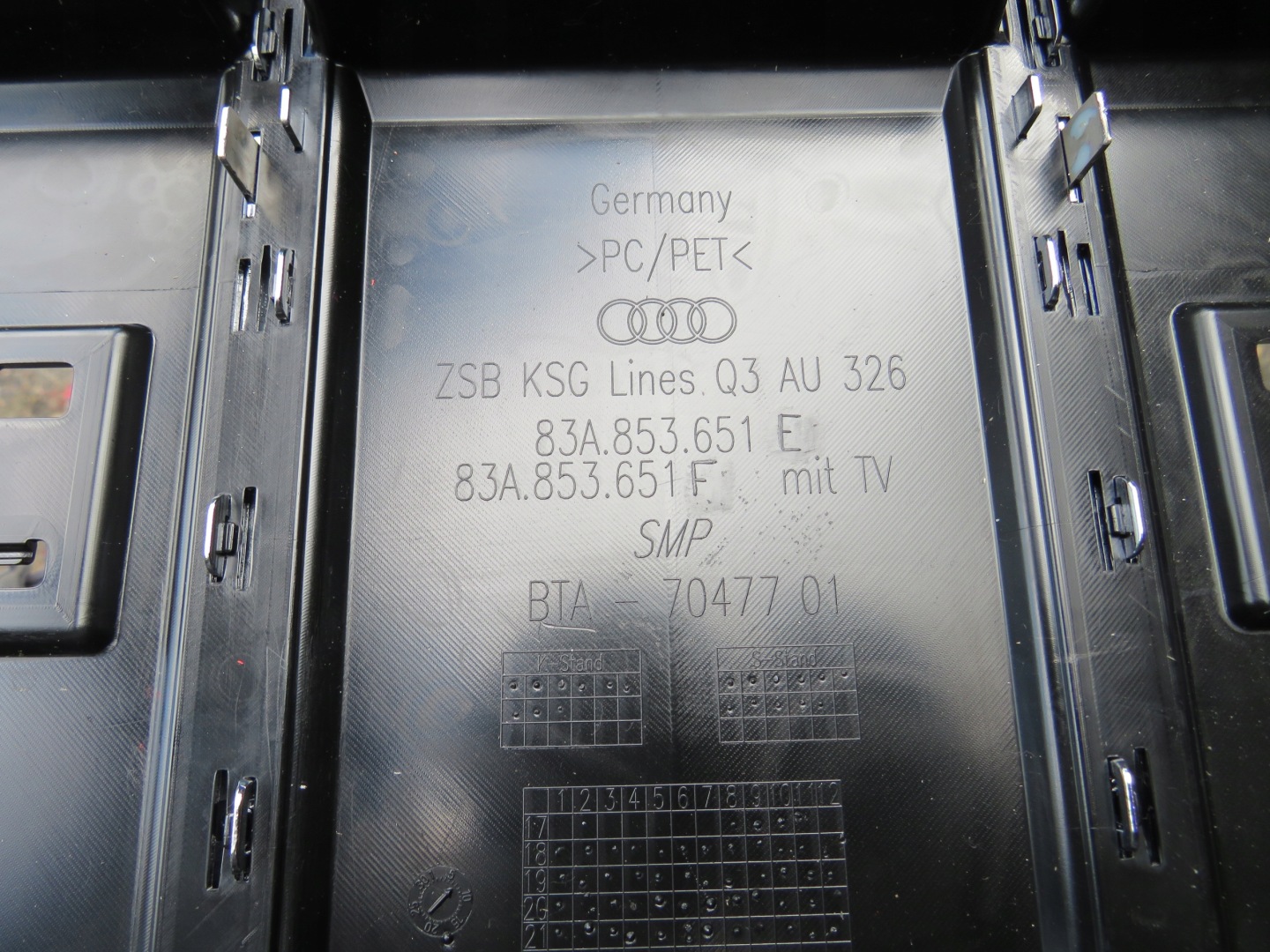 Audi Q3 Kühlergrill FRONTGRILL Kühlergitter 83A853651 - Thumbnail 2