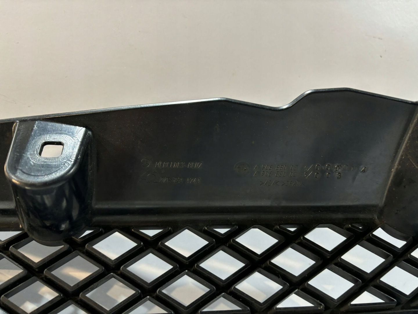 Mercedes-Benz Sprinter W906 Kühlergrill FRONTGRILL Kühlergitter A9068800385 - Thumbnail 6