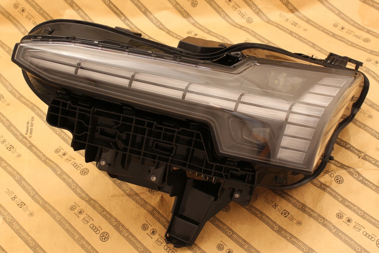 Frontscheinwerfer Volvo EX30 80000401AA LED Links Scheinwerfer Headlight - Thumbnail 1