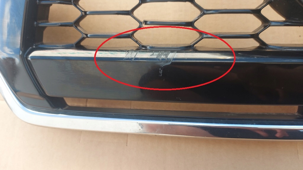 Toyota Hilux AN1P Kühlergrill FRONTGRILL Kühlergitter 53100YP0805 - Thumbnail 9