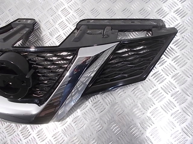Nissan X-Trail T32 Kühlergrill FRONTGRILL Kühlergitter 623104CEOA - Thumbnail 10