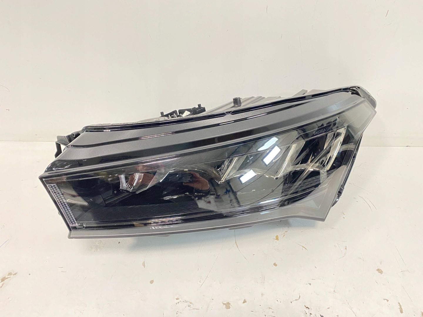 Frontscheinwerfer Skoda Enyaq 5LB 5LB941015A LED Links Scheinwerfer Headlight - Thumbnail 1