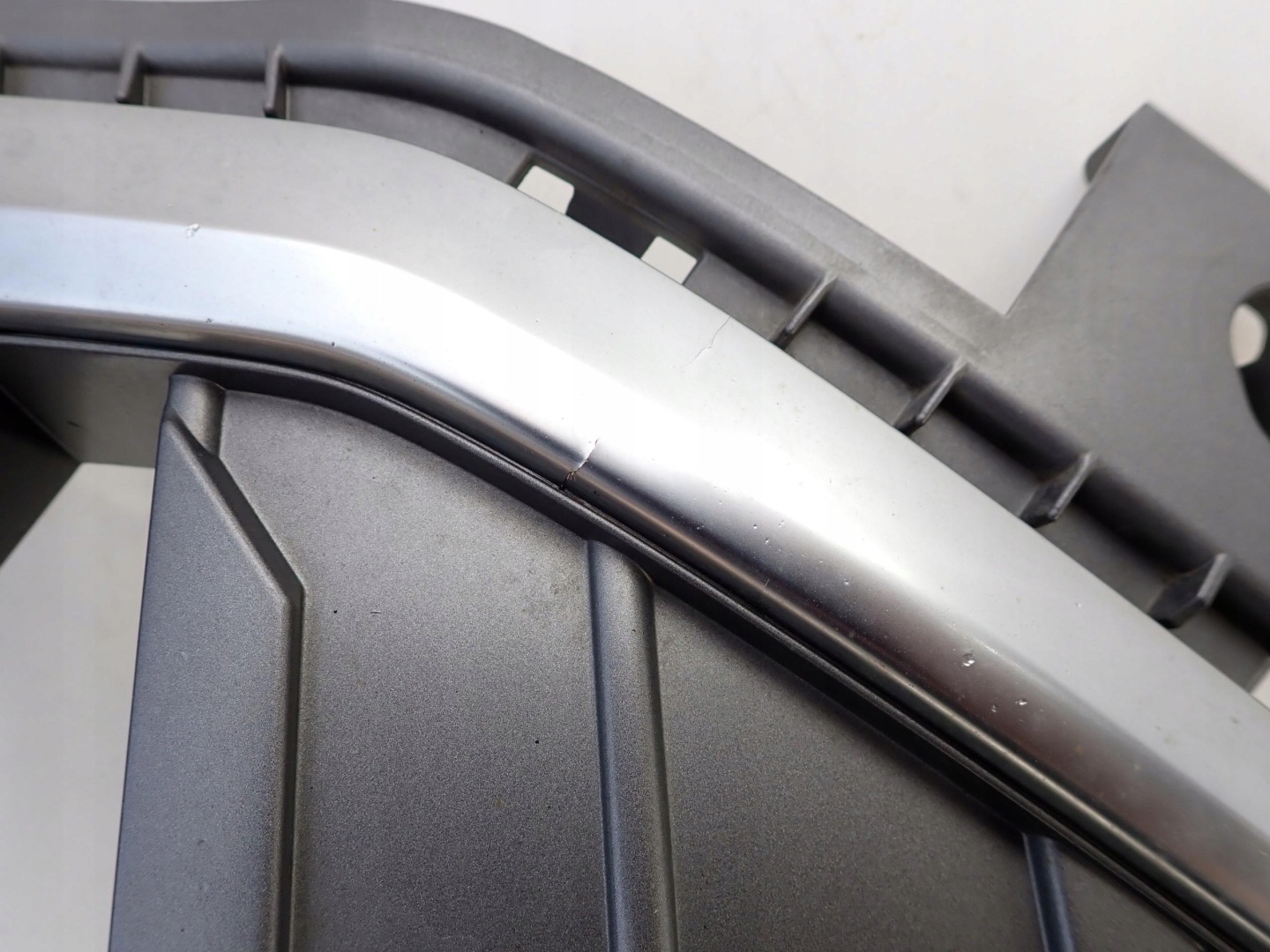 Audi Q2 Kühlergrill FRONTGRILL Kühlergitter 81A853651 - Thumbnail 2