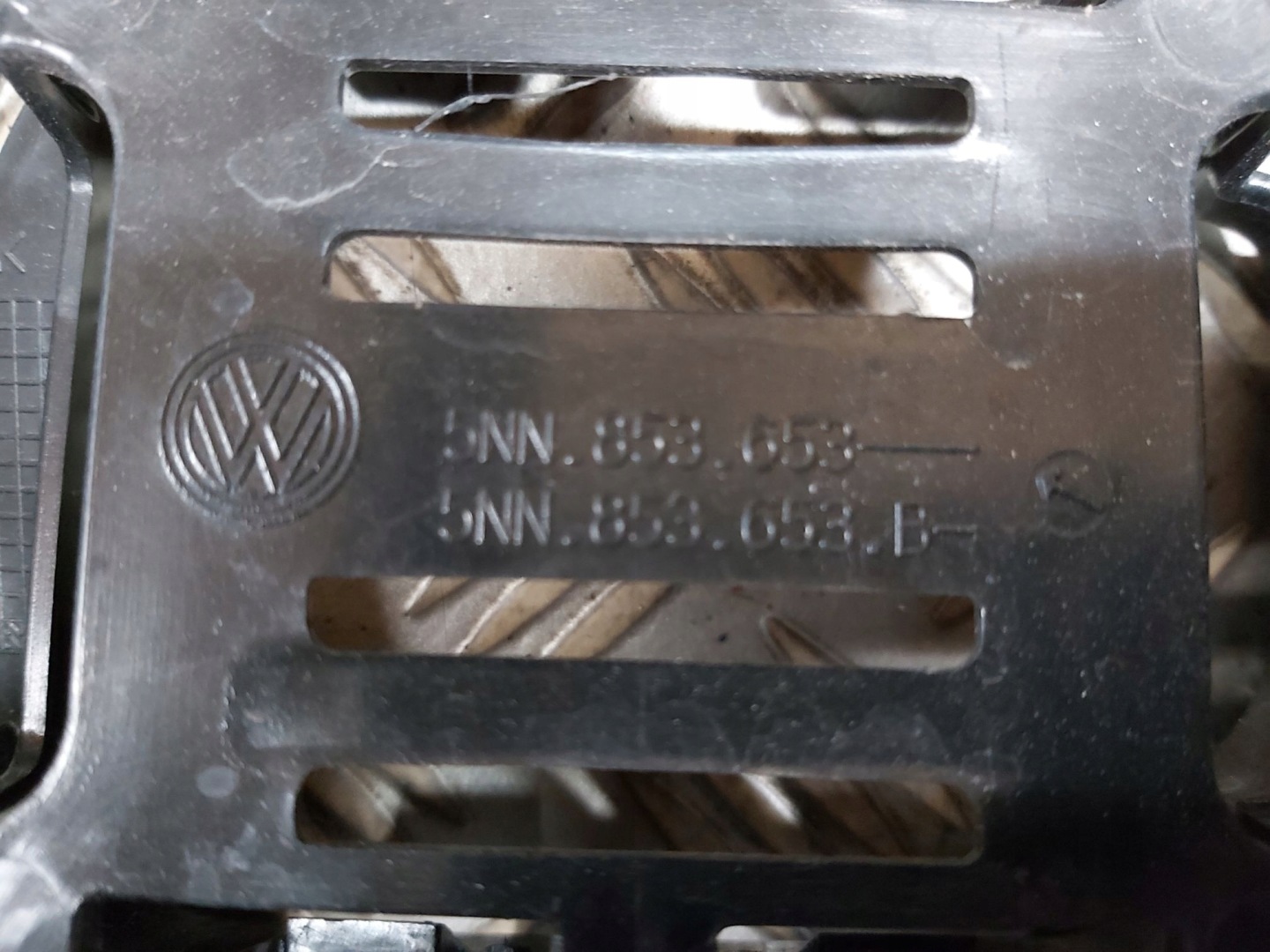 VW Tiguan Kühlergrill FRONTGRILL Kühlergitter 5NN853653B - Thumbnail 12