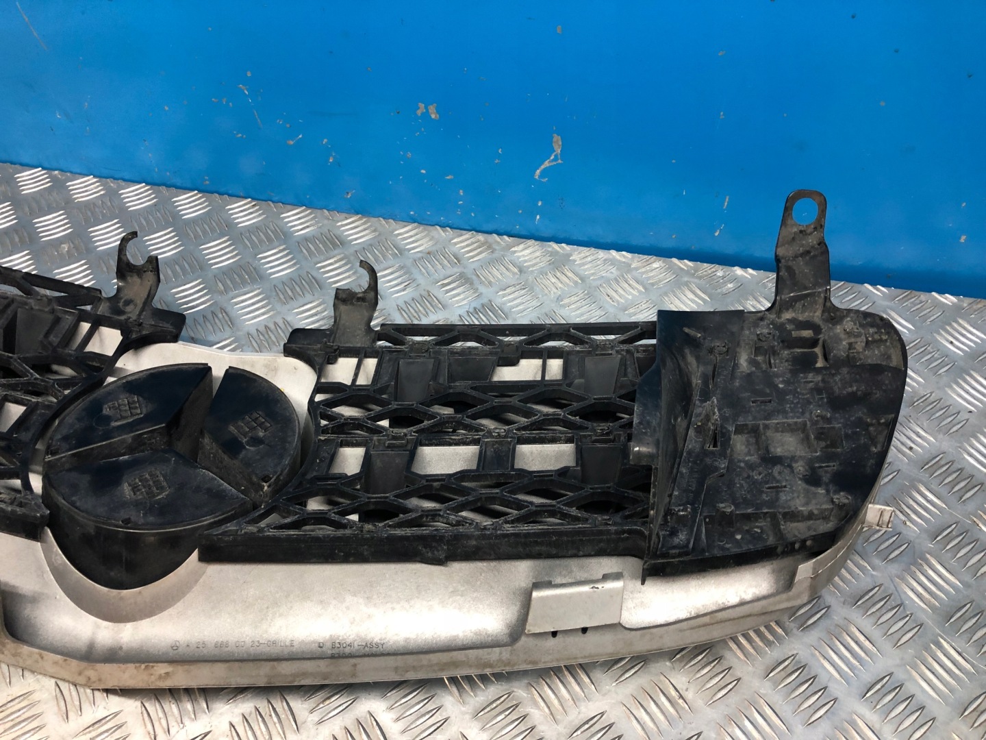 Mercedes-Benz R-Klasse W251 Kühlergrill FRONTGRILL Kühlergitter A2518880023 - Thumbnail 11