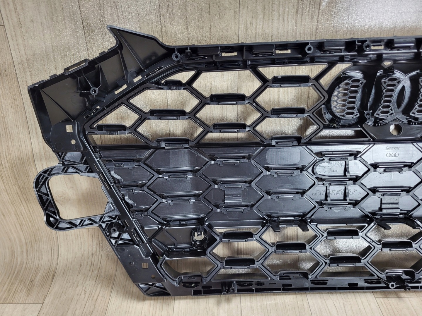 Audi A4 B9 Kühlergrill FRONTGRILL Kühlergitter 8W0853651DM - Thumbnail 5