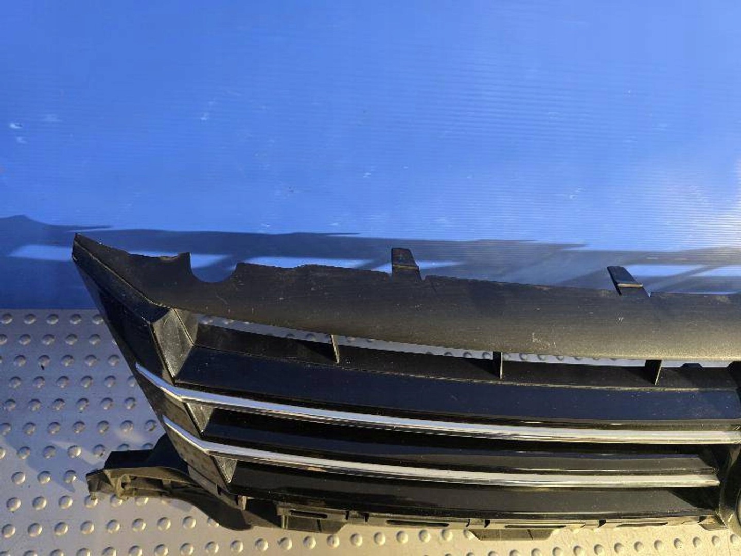 VW Caddy Kühlergrill FRONTGRILL Kühlergitter 2K5853651 - Thumbnail 9