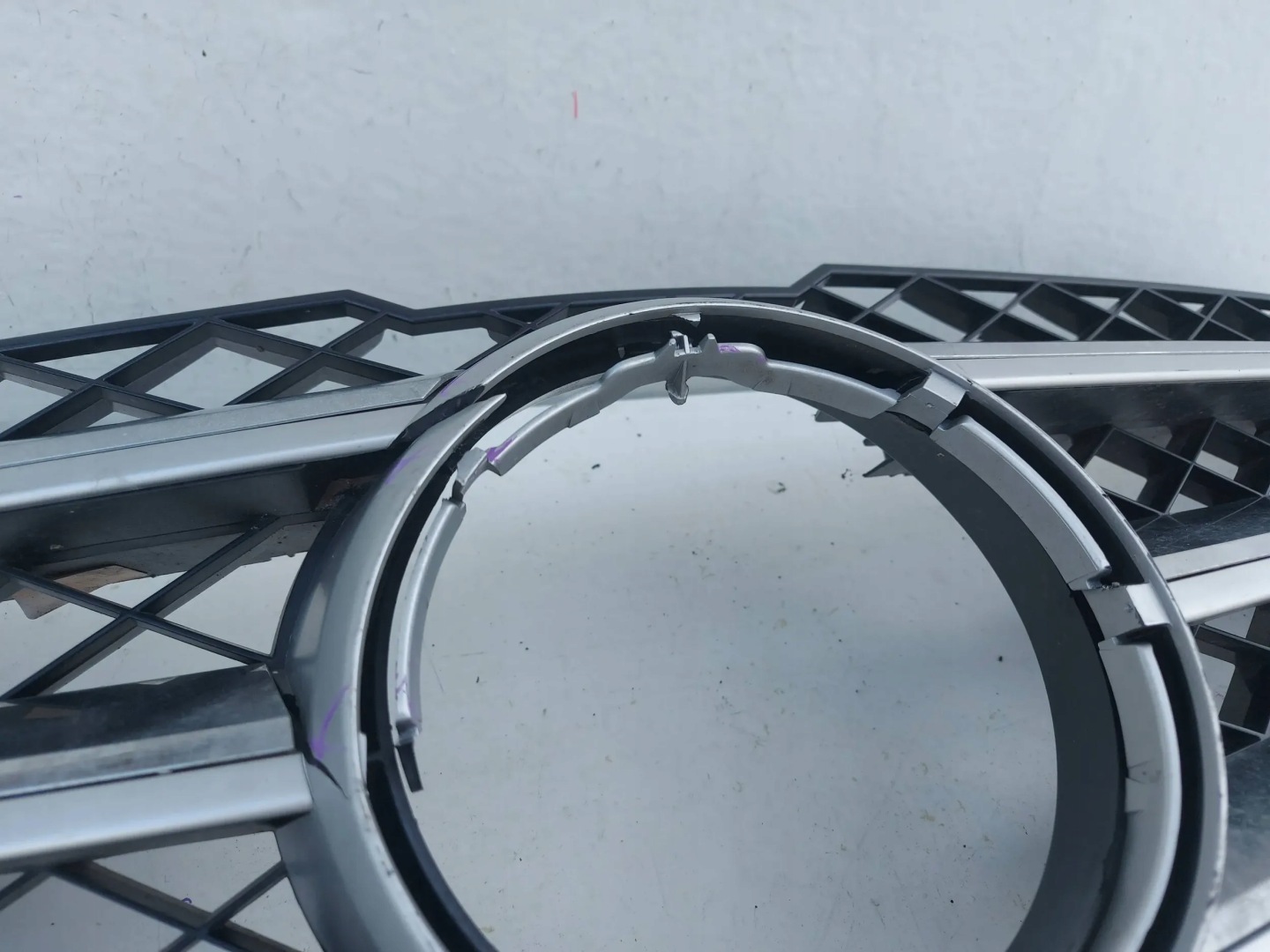 Mercedes-Benz C-Klasse W204 Kühlergrill FRONTGRILL Kühlergitter A2048801583 - Thumbnail 7