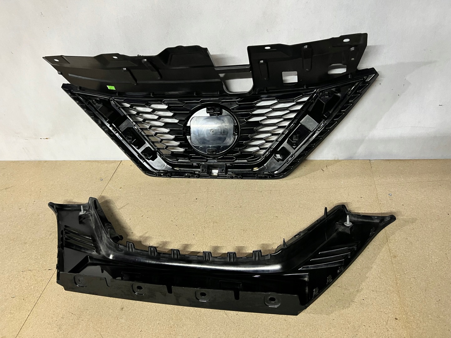 Nissan Qashqai J11 Kühlergrill FRONTGRILL Kühlergitter - Thumbnail 7