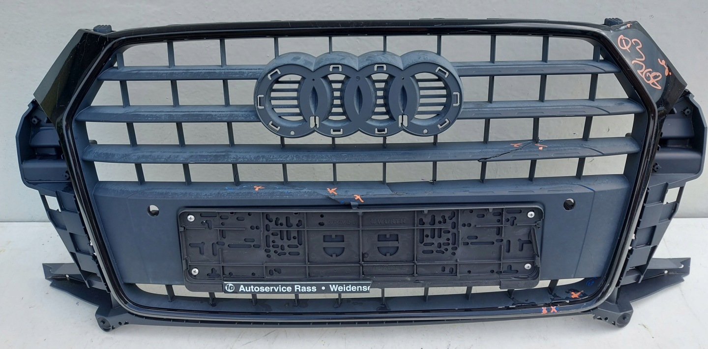 Audi Q3 Kühlergrill FRONTGRILL Kühlergitter 8U0853653MK - Thumbnail 1