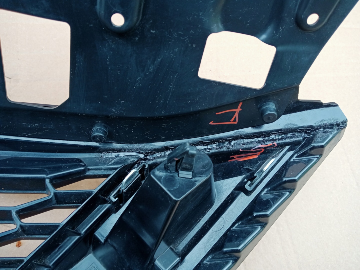 Nissan Qashqai J11 Kühlergrill FRONTGRILL Kühlergitter 62310HV362 - Thumbnail 12