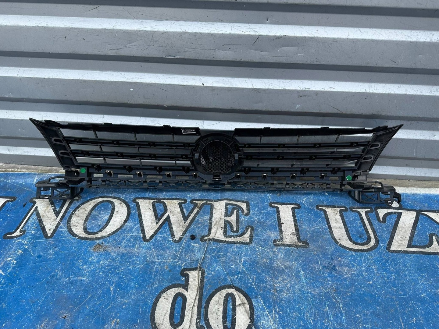 VW Caddy Kühlergrill FRONTGRILL Kühlergitter 2K5853651 - Thumbnail 4