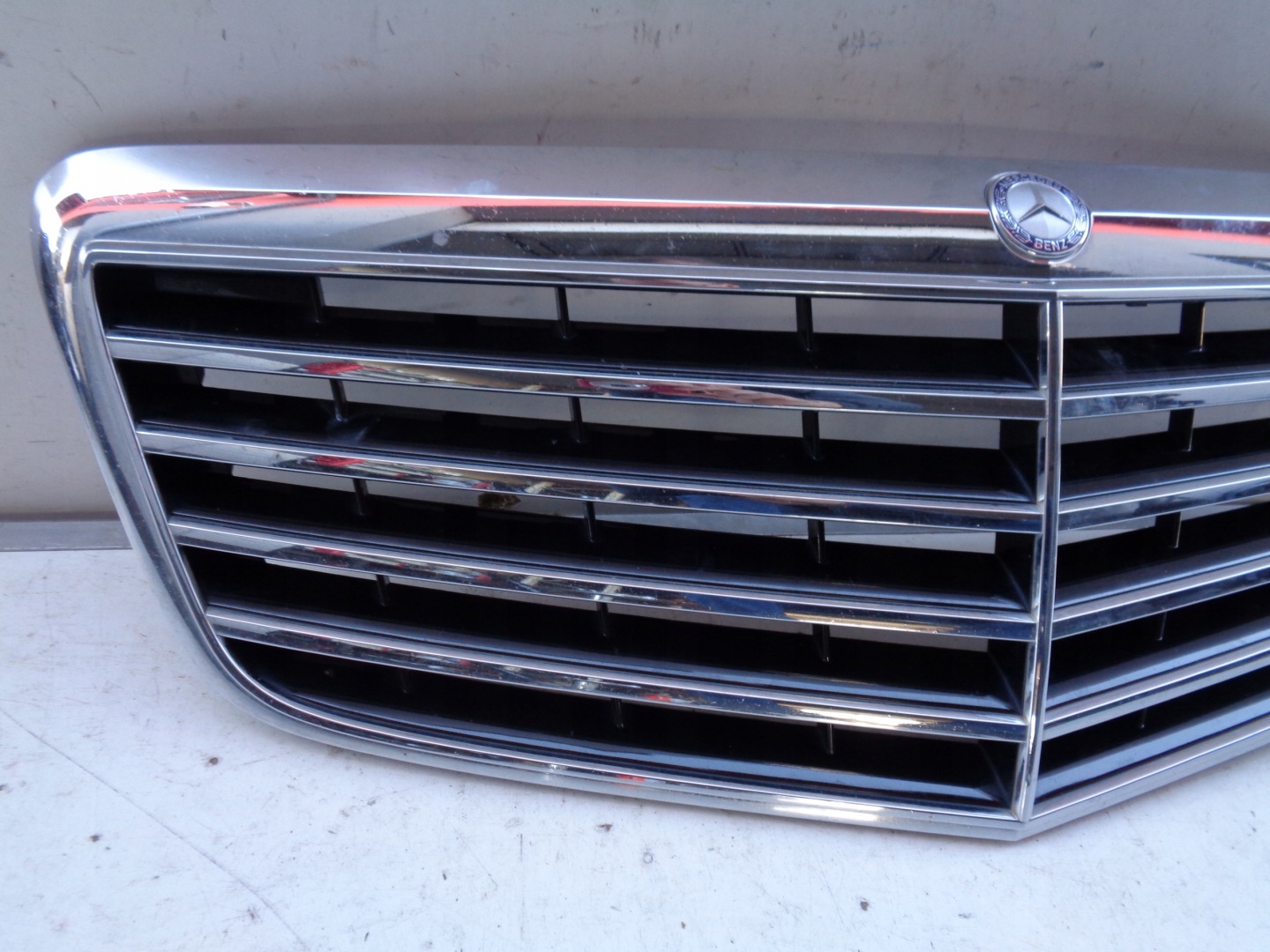 Mercedes-Benz E-Klasse W211 Kühlergrill FRONTGRILL Kühlergitter A2118801783 - Thumbnail 2