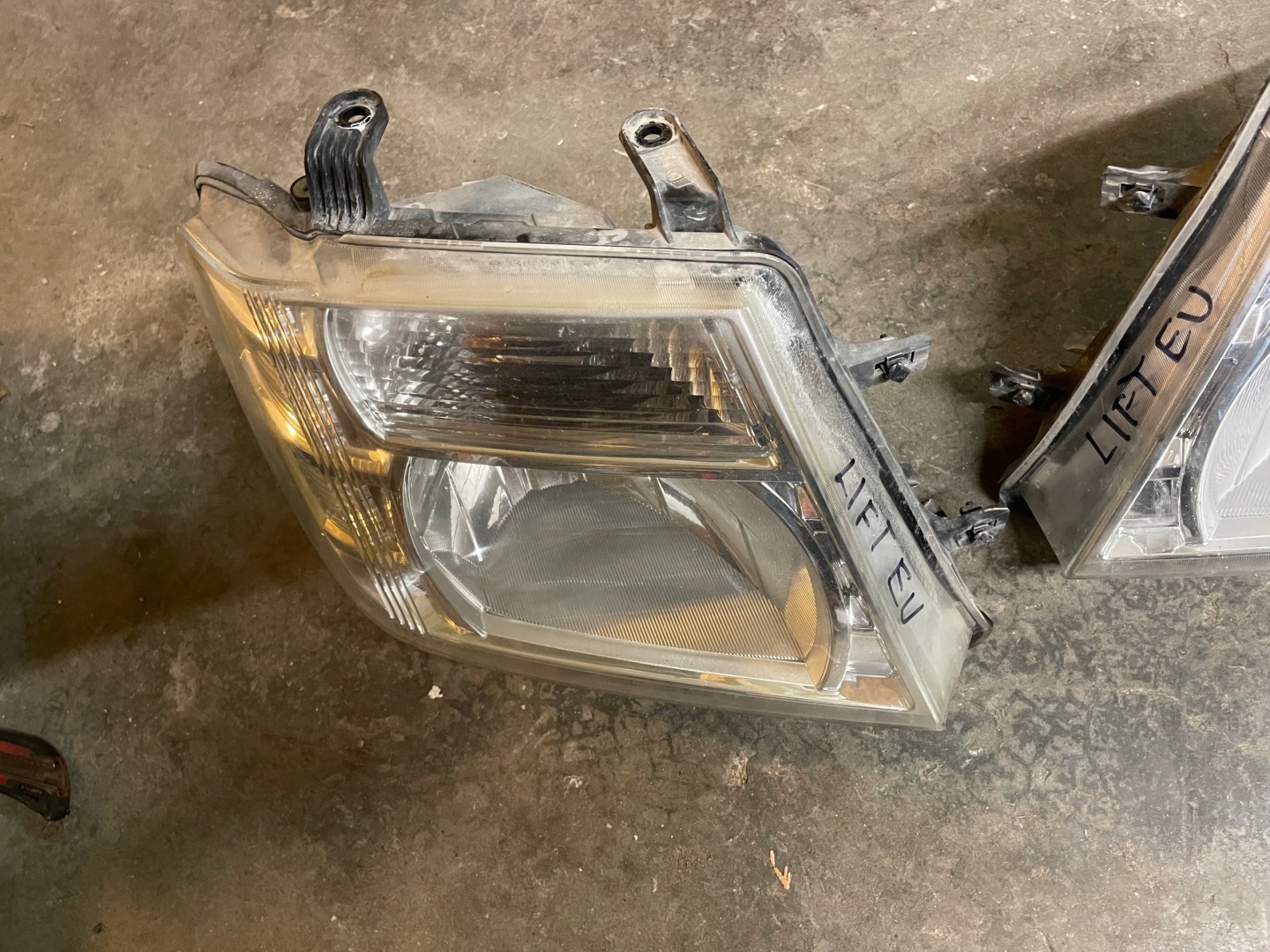 Frontscheinwerfer Nissan Navara D40 Facelift LED Links Scheinwerfer Headlight - Thumbnail 1