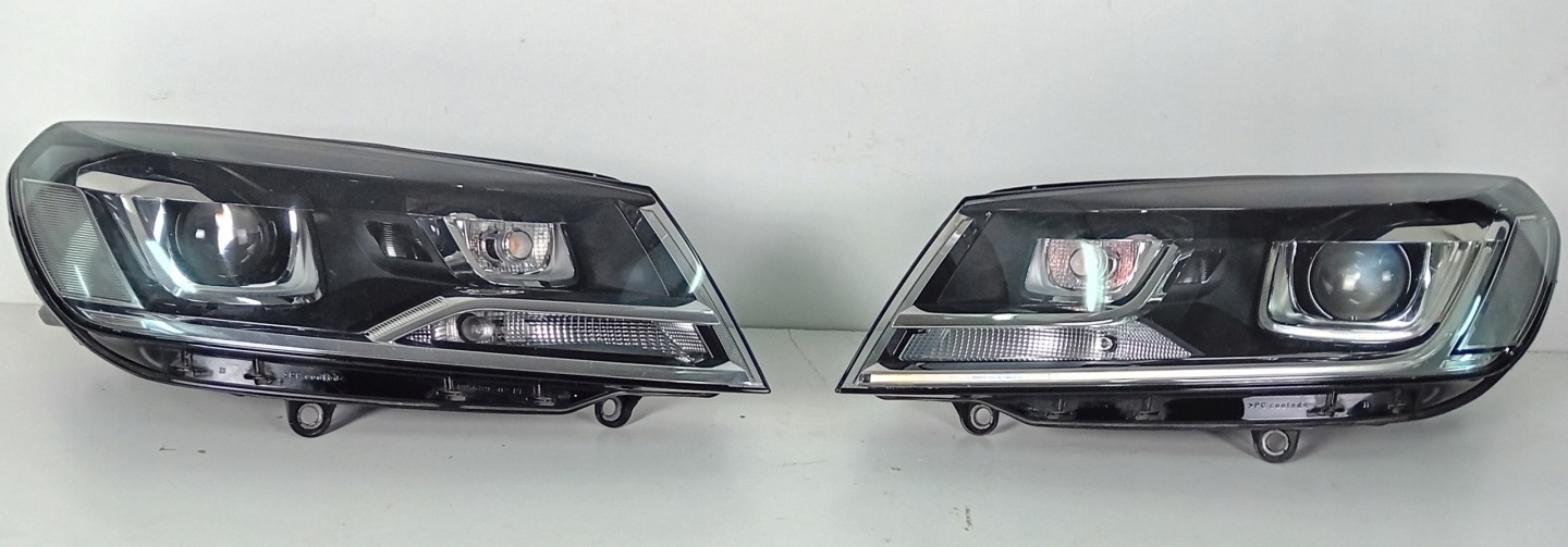 Frontscheinwerfer VW Touareg I 7P1941033AV Bi-Xenon Links Scheinwerfer Headlight - Thumbnail 1