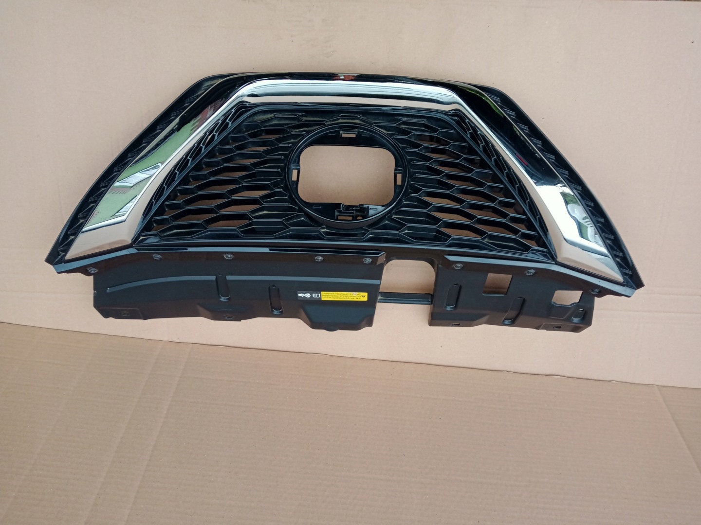Nissan Qashqai J11 Kühlergrill FRONTGRILL Kühlergitter 62310HV362 - Thumbnail 1