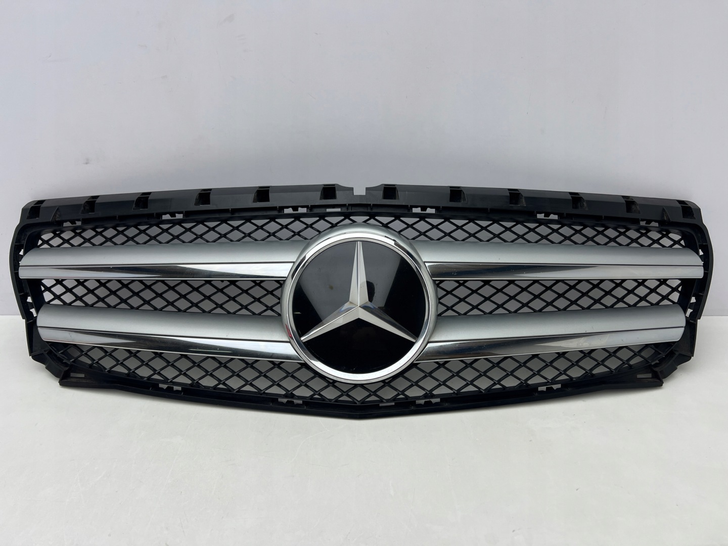 Mercedes-Benz B-Klasse W246 Kühlergrill FRONTGRILL Kühlergitter A2468880260 - Thumbnail 1