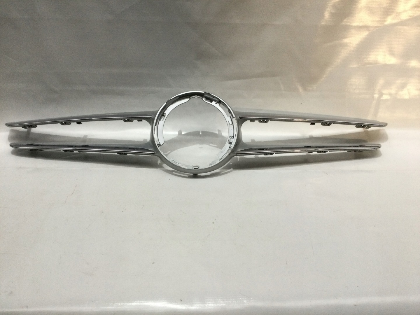 Mercedes-Benz C-Klasse W205 Kühlergrill FRONTGRILL Kühlergitter A2058880900 - Thumbnail 1