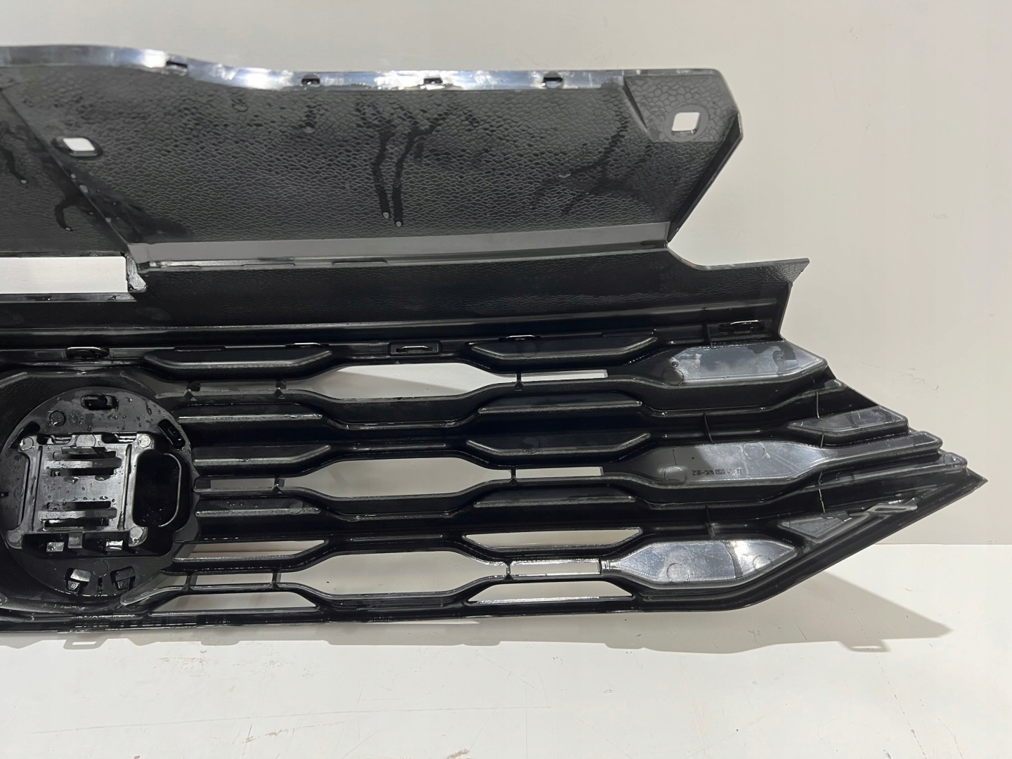 VW T-Roc A1 Kühlergrill FRONTGRILL Kühlergitter 2GA853651 - Thumbnail 6