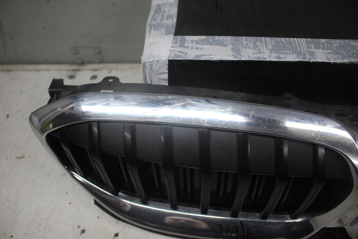 BMW 3 G21 Kühlergrill FRONTGRILL Kühlergitter 9465188 - Thumbnail 5