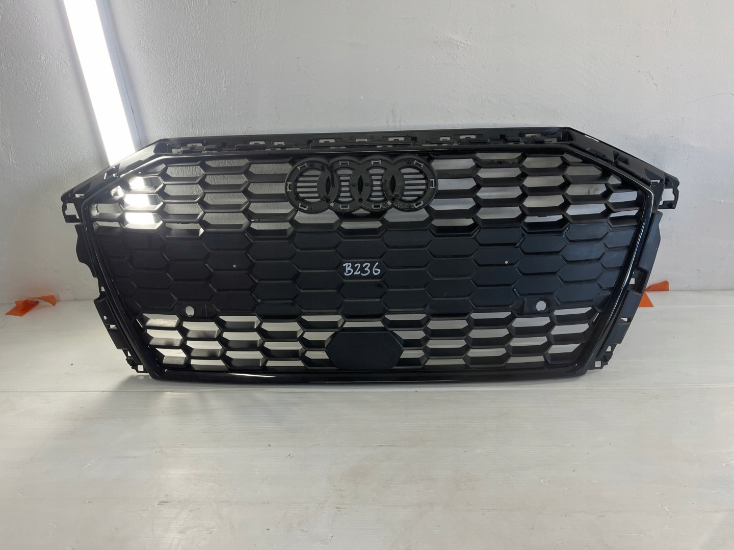 Audi A3 8Y Kühlergrill FRONTGRILL Kühlergitter 8Y0853651BB - Thumbnail 1