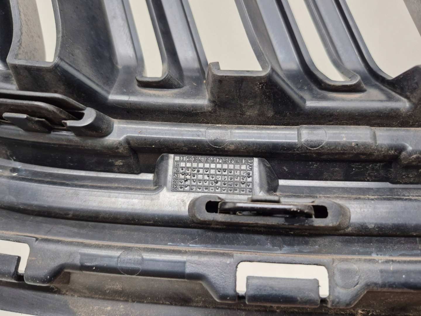Skoda Kamiq 658 Kühlergrill FRONTGRILL Kühlergitter 658853653SK - Thumbnail 7