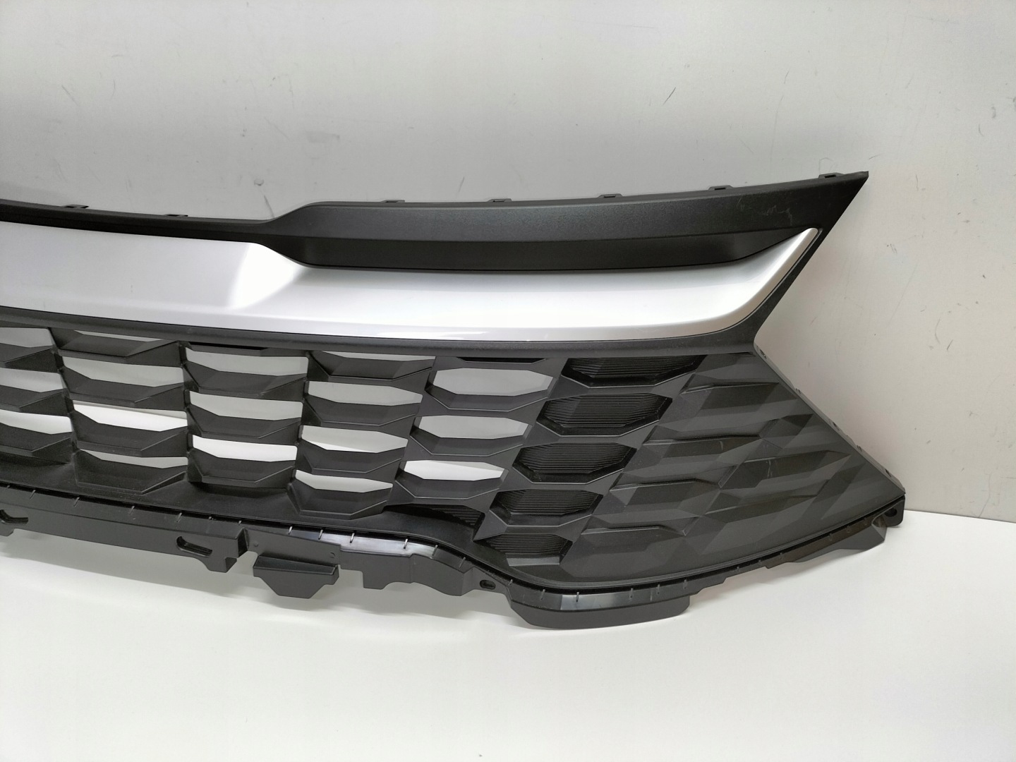 Kia Sportage JA Kühlergrill FRONTGRILL Kühlergitter - Thumbnail 3