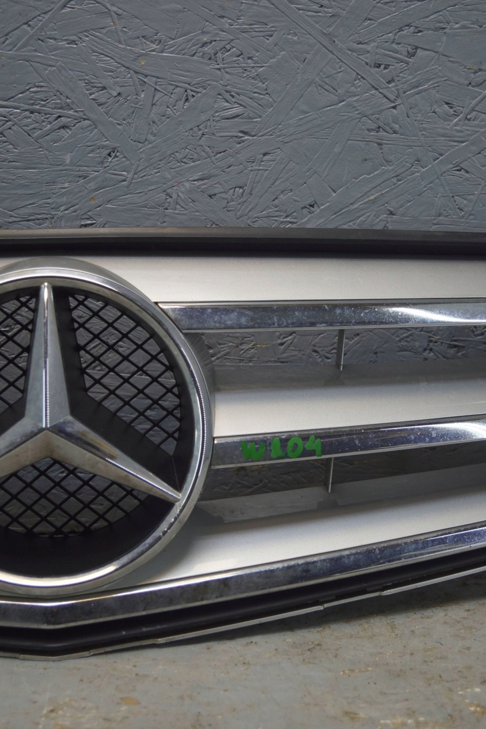 Mercedes-Benz C-Klasse W204 Kühlergrill FRONTGRILL Kühlergitter A2048800023 - Thumbnail 5
