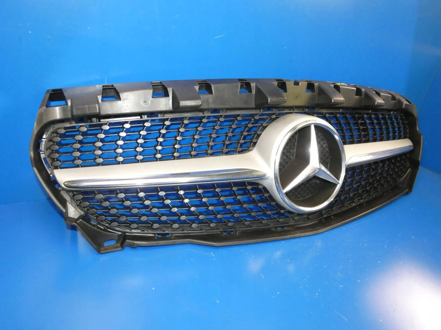 Mercedes-Benz CLA C118 Kühlergrill FRONTGRILL Kühlergitter - Thumbnail 2