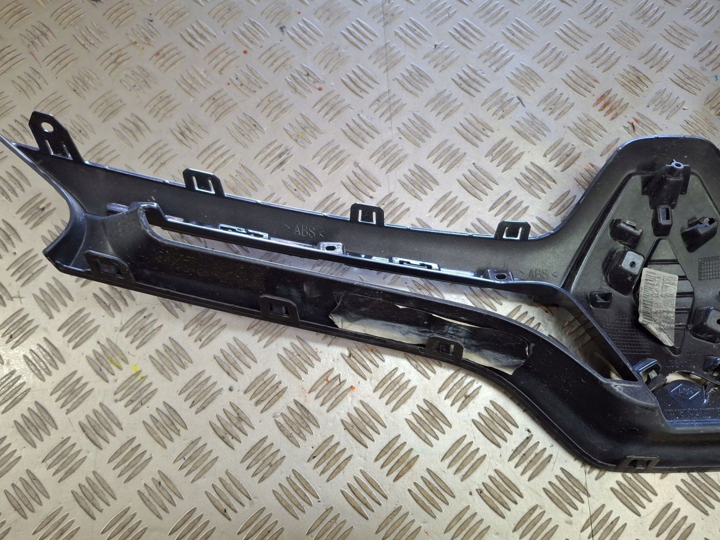 Renault Fluence L30Z Kühlergrill FRONTGRILL Kühlergitter 623108841R - Thumbnail 6