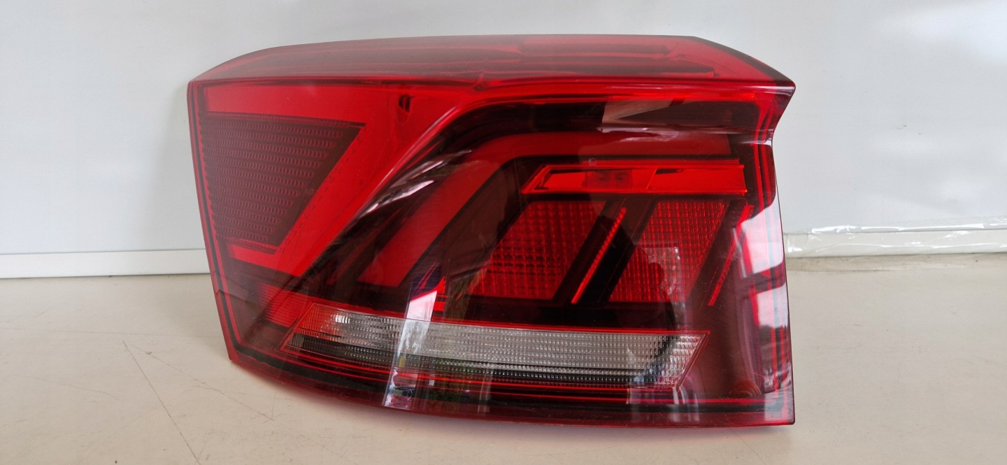 VW T-Cross Rückleuchte 2GC945095E2 Rearlamp - Thumbnail 1