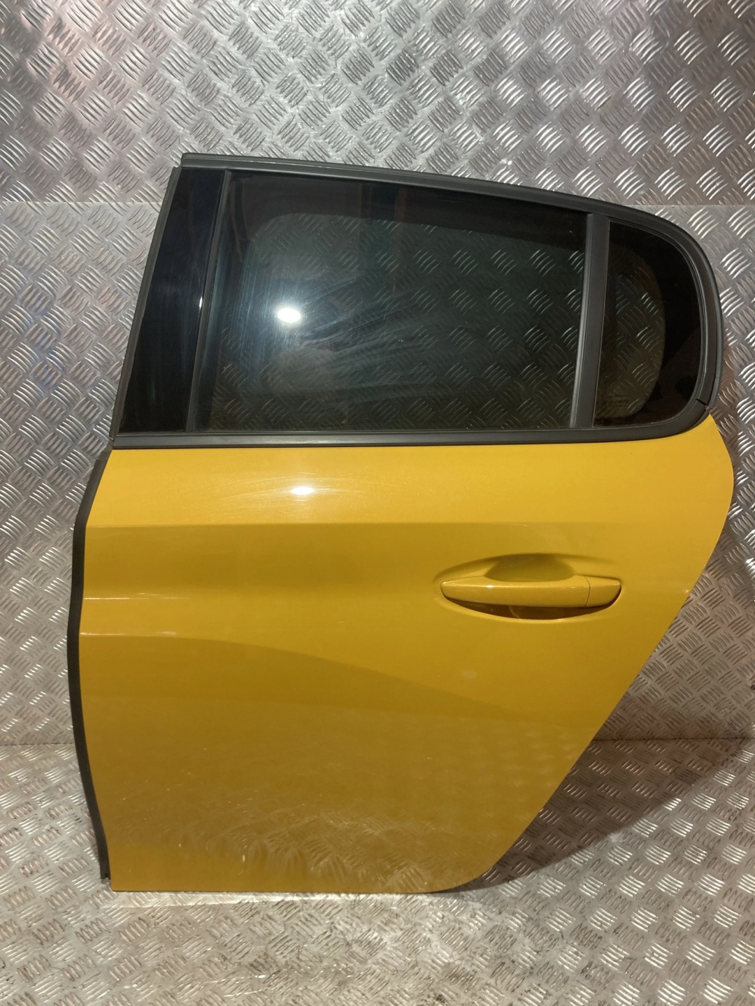Peugeot 208 I Tür Hinten Links Door Porta Porte - Image 1