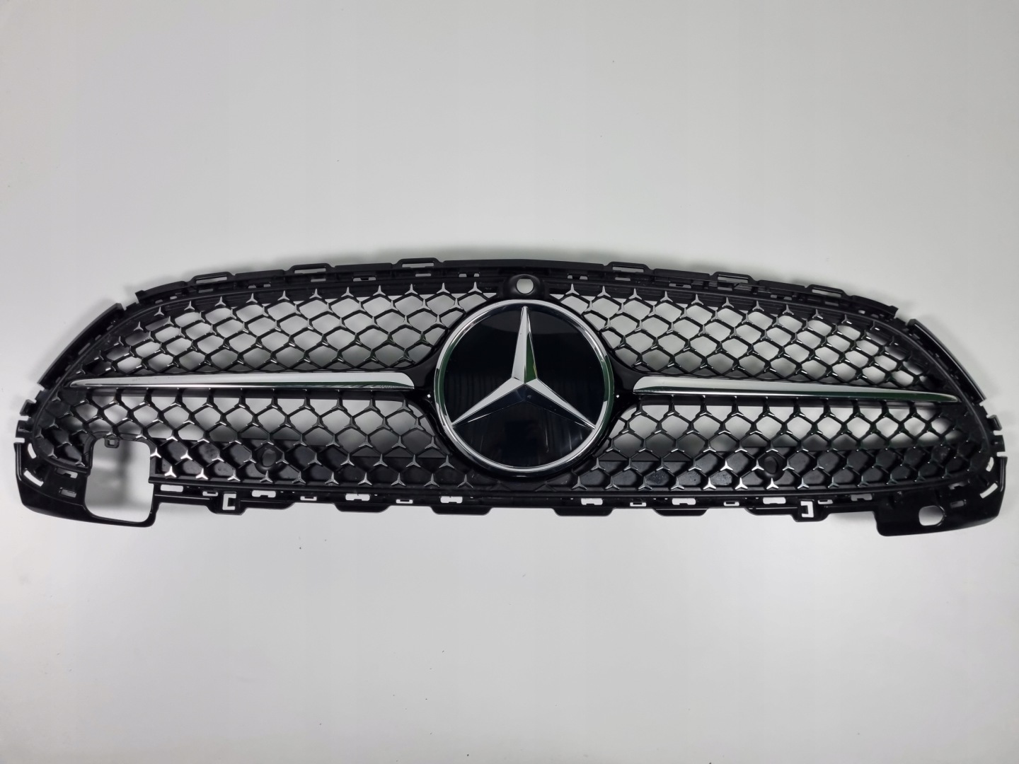 Mercedes-Benz C-Klasse W206 Kühlergrill FRONTGRILL Kühlergitter A2068882100 - Thumbnail 1