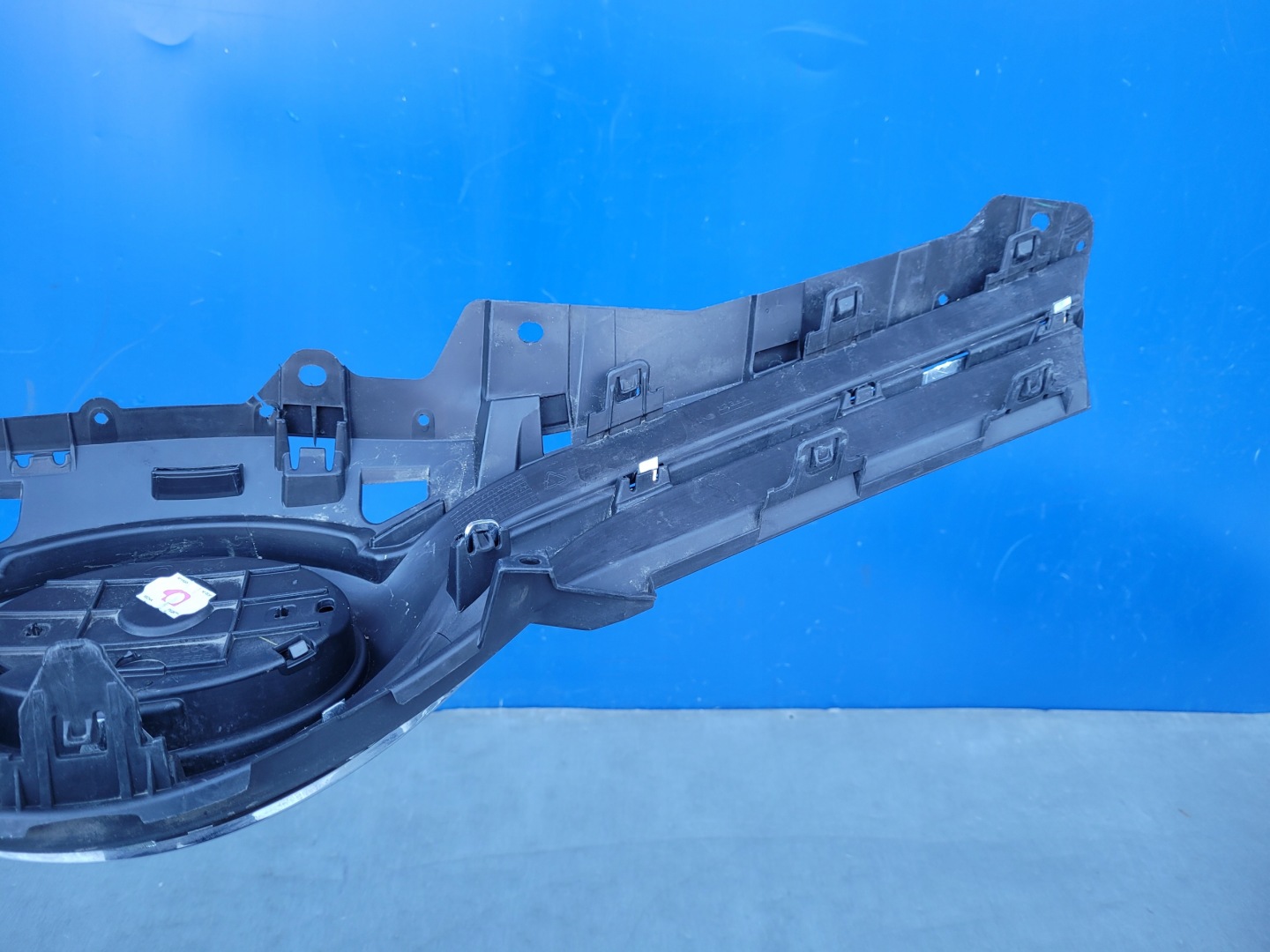 Toyota Yaris I P1 Kühlergrill FRONTGRILL Kühlergitter 531010D660 - Thumbnail 12
