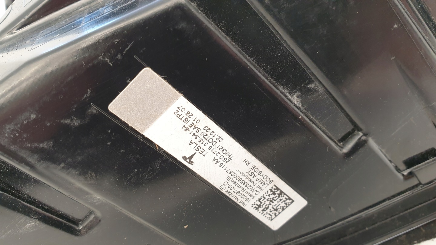 Tesla Model Y 005 Rückleuchte 150208700 Rearlamp - Thumbnail 3