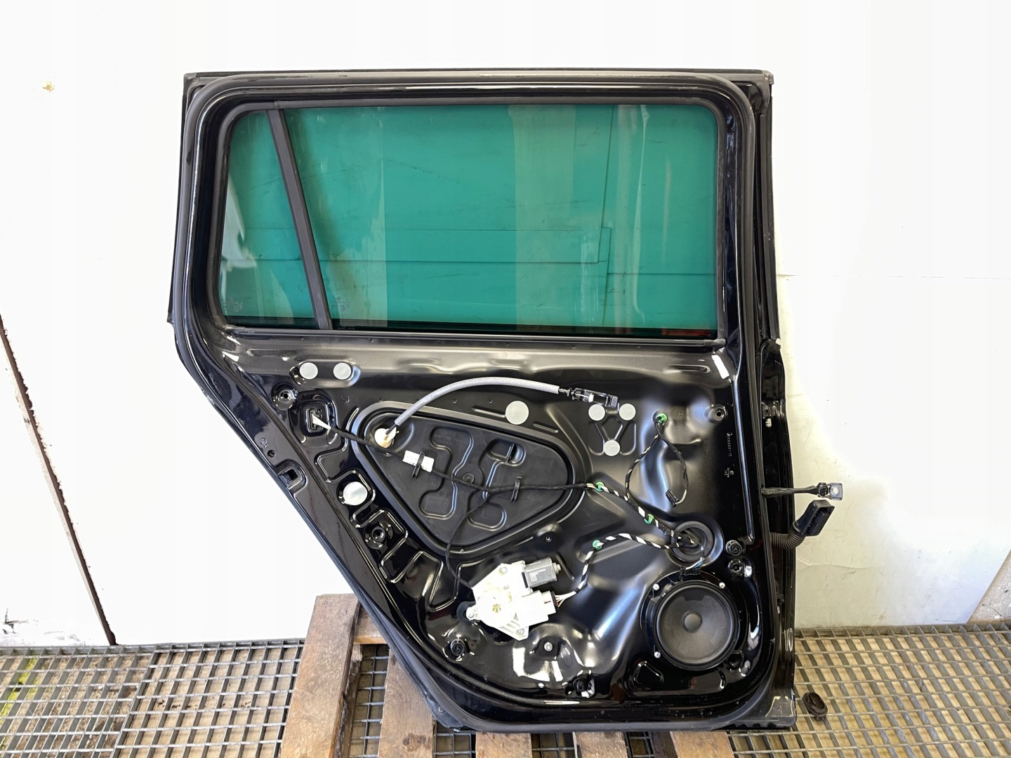 VW Passat B8 Tür Hinten Links Kombi Door Porta Porte - Thumbnail 11