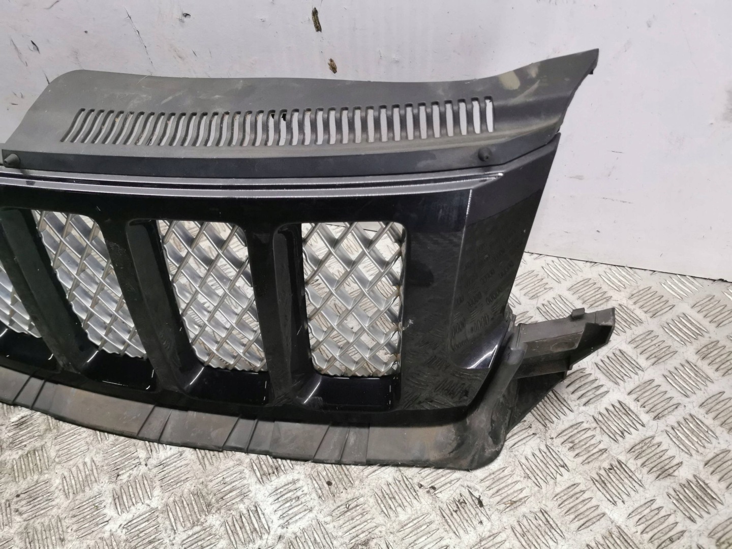 Jeep Cherokee J Kühlergrill FRONTGRILL Kühlergitter 68089734AA - Thumbnail 7