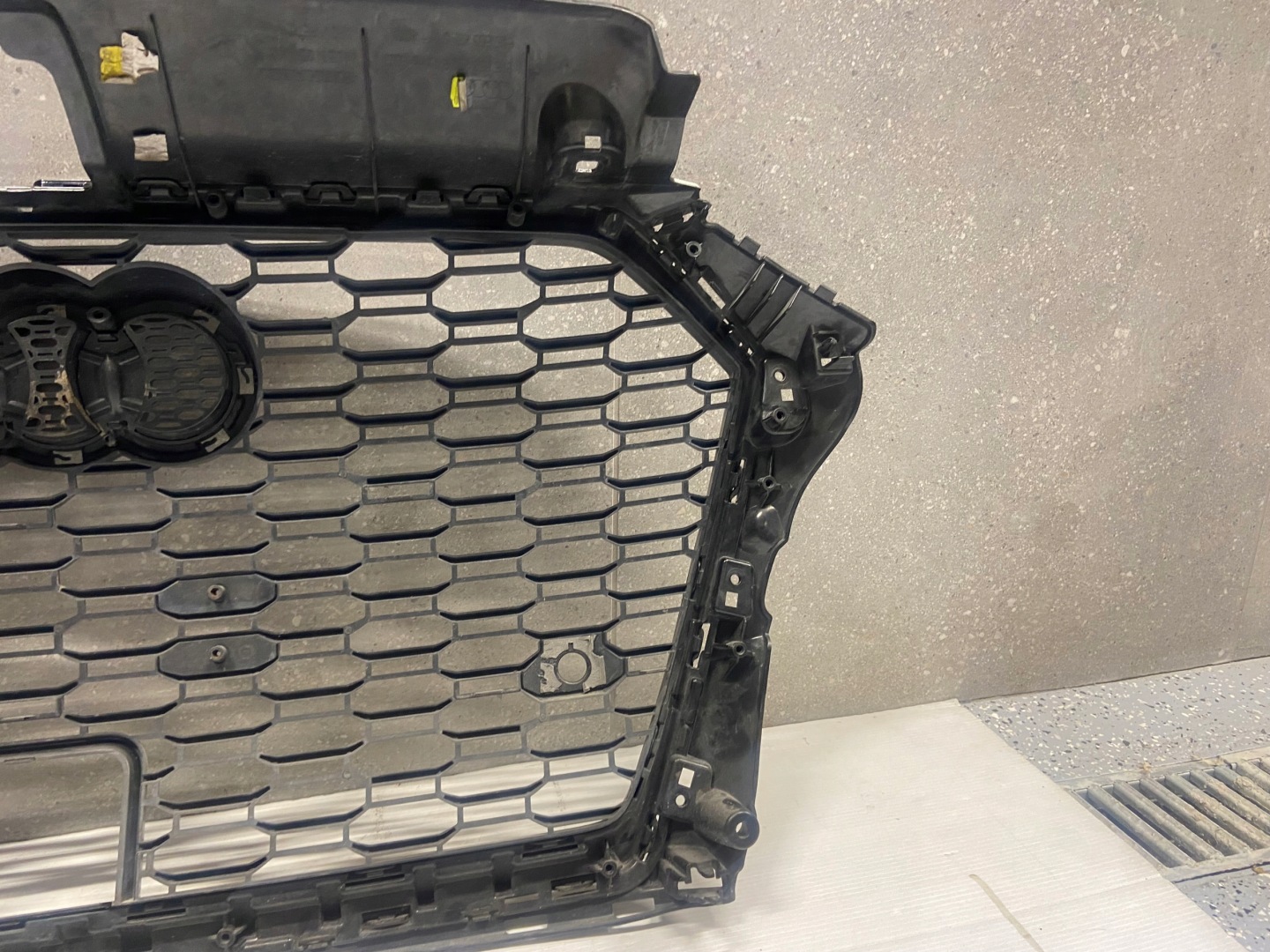 Audi 8V5 Kühlergrill FRONTGRILL Kühlergitter 8V5853651S - Thumbnail 9