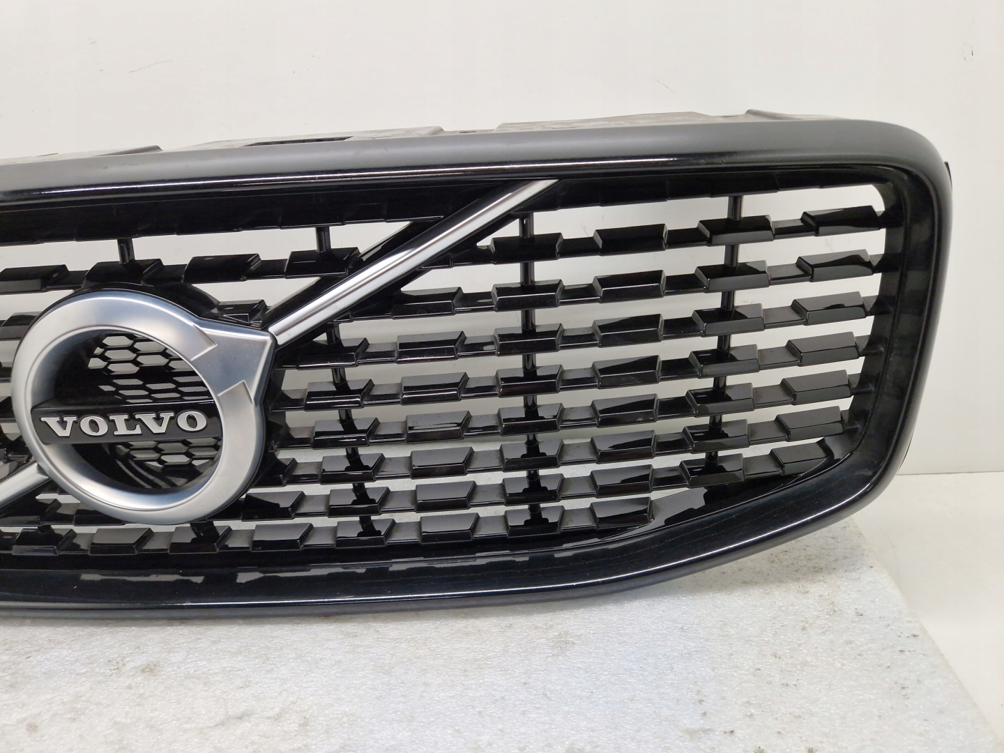 Volvo XC60 Kühlergrill FRONTGRILL Kühlergitter 31425538 - Thumbnail 3