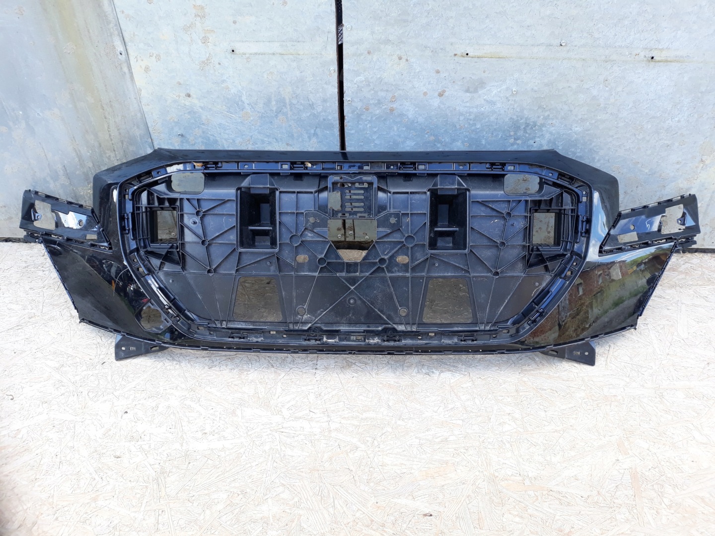 Audi Q4 Kühlergrill FRONTGRILL Kühlergitter 89A807725 - Thumbnail 1