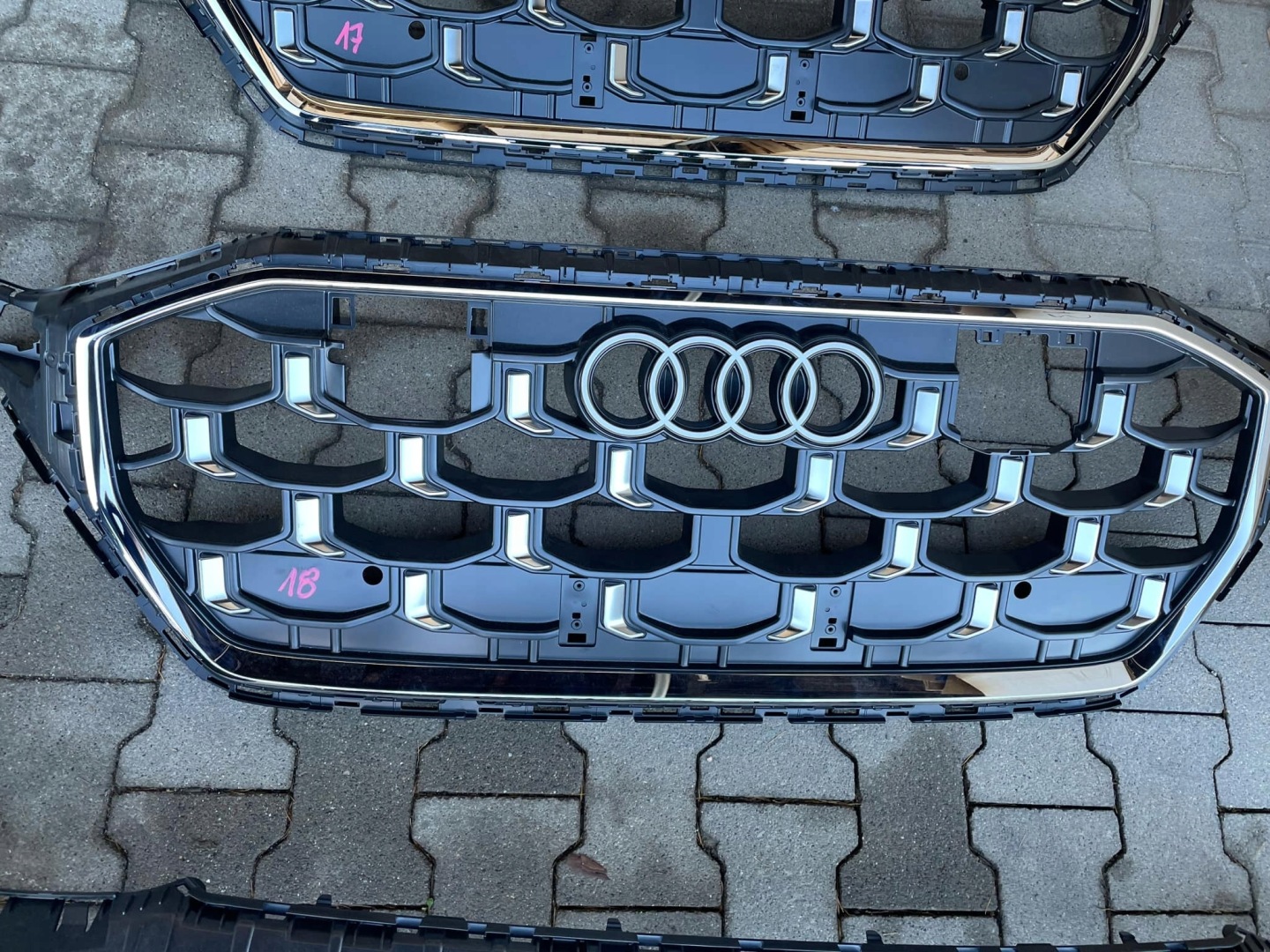 Audi Q8 Kühlergrill FRONTGRILL Kühlergitter 4M8853651BS - Thumbnail 8