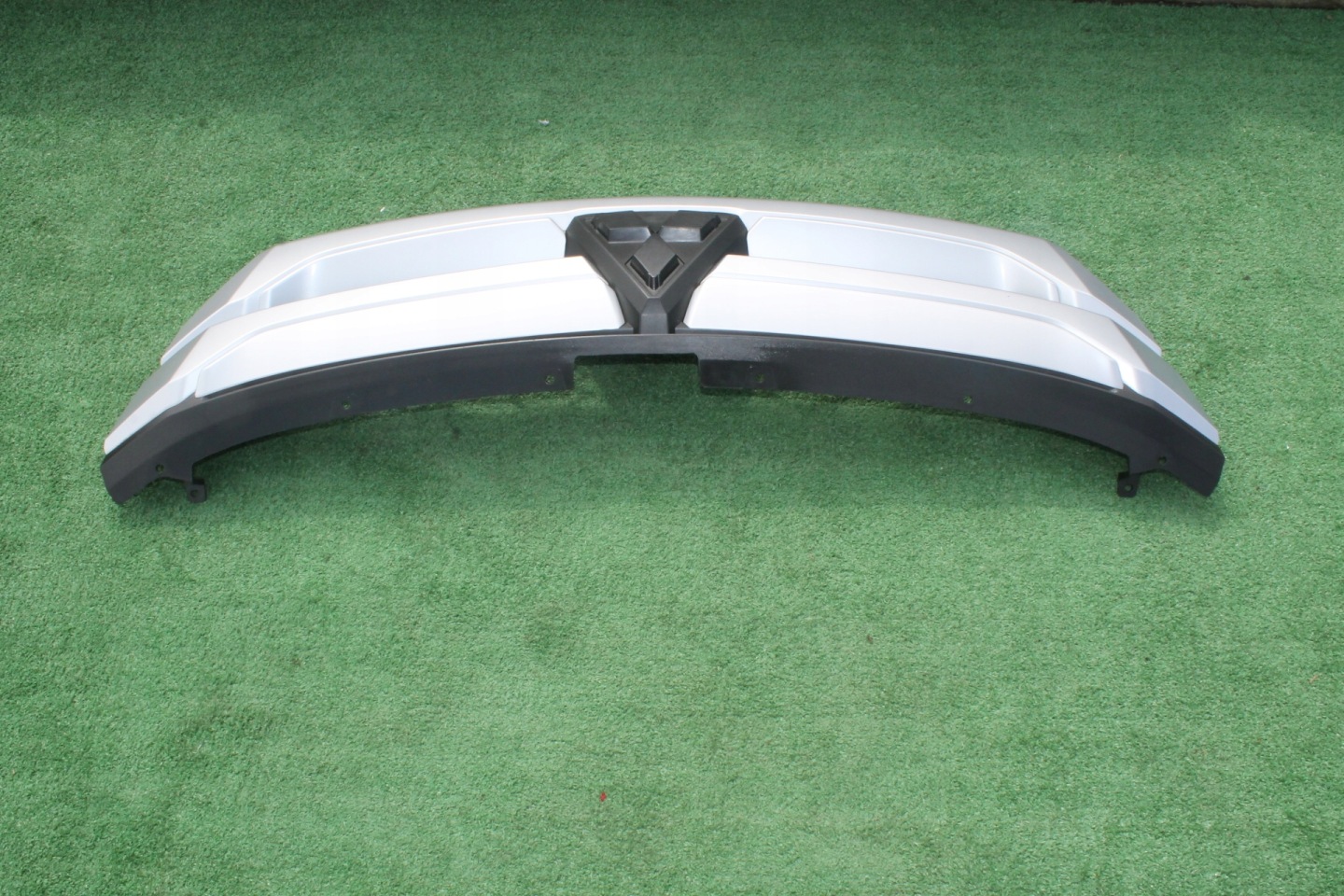 Mitsubishi L200 K60T Kühlergrill FRONTGRILL Kühlergitter 7450B291 - Thumbnail 4